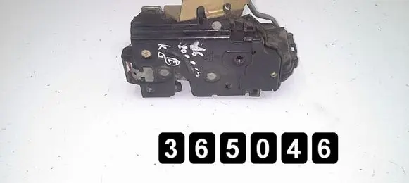 Audi A6 S6 C5 4B Front door lock 