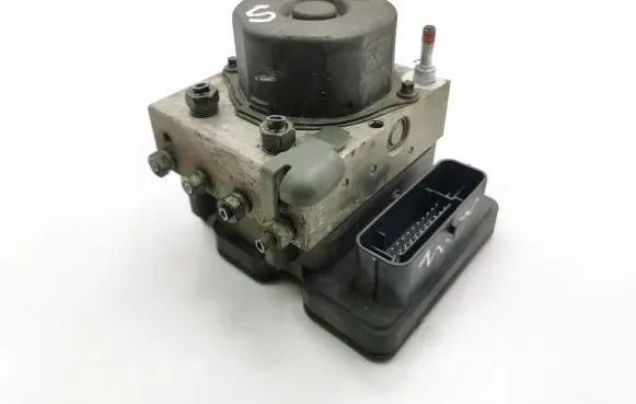 Toyota Auris E180 ABS Pump 4454002500 2265106455