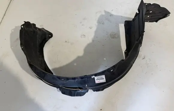 Toyota C-HR I Front arch 53876F4023