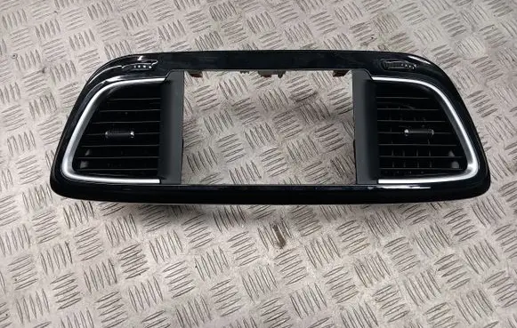 Chrysler Pacifica Dash center air vent grill 6EC06TRMAB 6EC07TRMAA