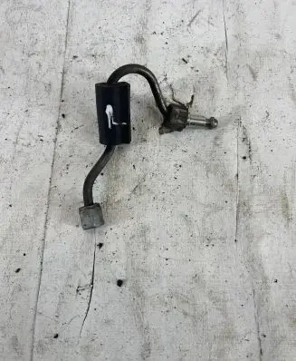 Opel Insignia A Fuel injector supply line/pipe 