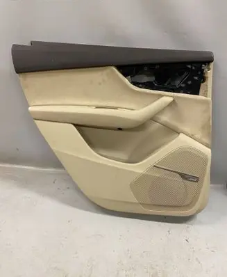 Audi Q7 4M Rear door card panel trim 4M0868067B 4M0867317B