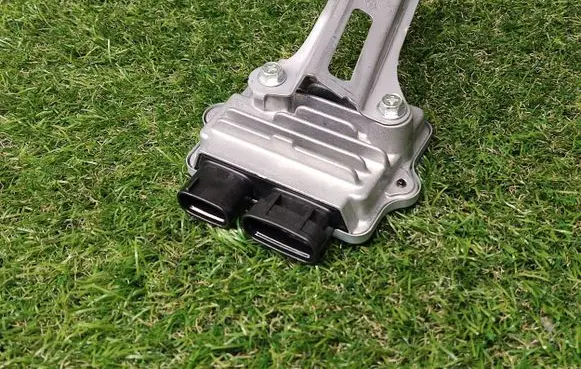 Toyota Camry VIII XV70 Fuel injection pump control unit/module 8957133030 4998001030