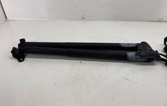 BMW X1 F48 F49 Tailgate/trunk strut/damper 7350837 51247350837