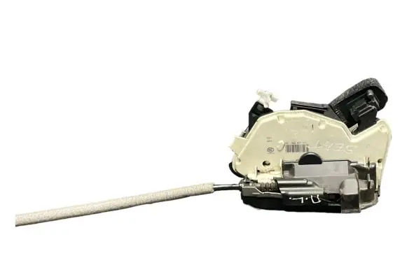 Seat Toledo IV (NH) Front door lock 5E2837015