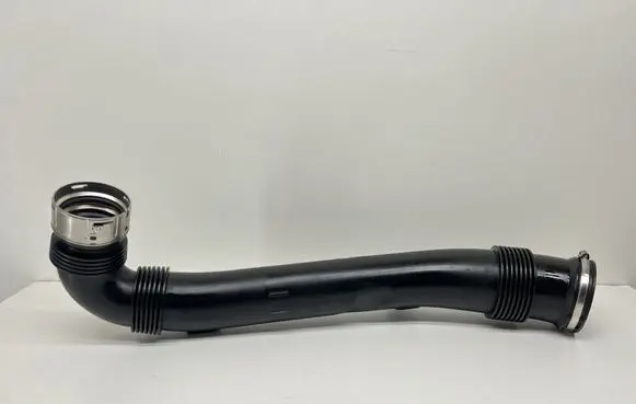 BMW M4 G82 G83 Intercooler hose/pipe 8095810