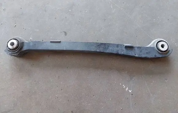 Mercedes-Benz S W221 Rear upper control arm/wishbone 2213520388