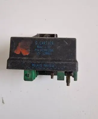 Citroen C5 Glow plug pre-heat relay 9639912580