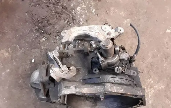 Opel Zafira B Manual 6 speed gearbox 55194293