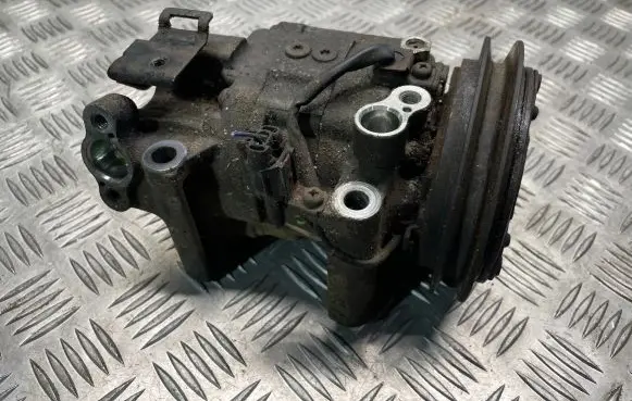 Nissan X-Trail T30 Air conditioning (A/C) compressor (pump) 926005M301 584064631 2K4324521