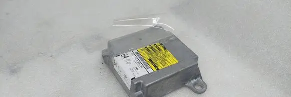 Toyota Avensis T250 Airbag control unit/module 8917005122 PT2L90019K