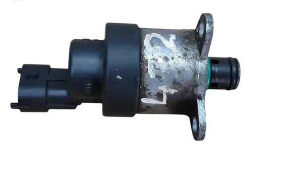 Chrysler Voyager Fuel pressure regulator 0928400493 5083671AA