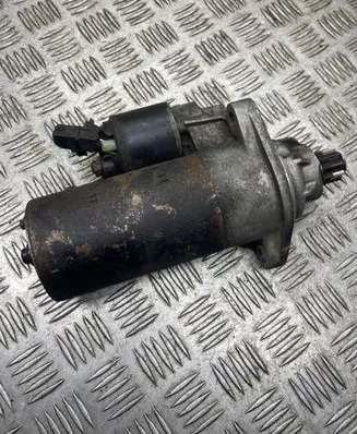 Volkswagen Caddy Starter motor 1005831038