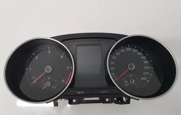 Volkswagen Polo V 6R Speedometer (instrument cluster) 6C0920741A