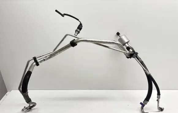 Peugeot 3008 I Air conditioning (A/C) pipe/hose 