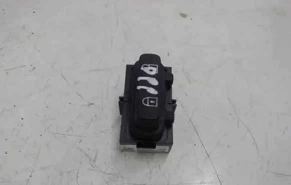 Volvo S80 Central locking switch button 30710476