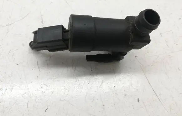 Ford Mondeo MK IV Windscreen/windshield washer pump
