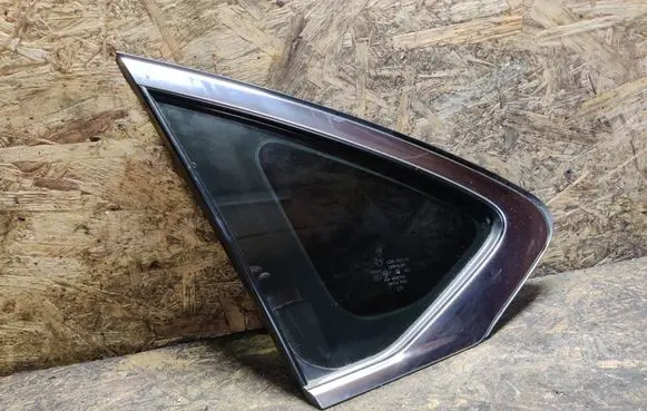 Infiniti Q70 Y51 Rear side window 768311MA0A