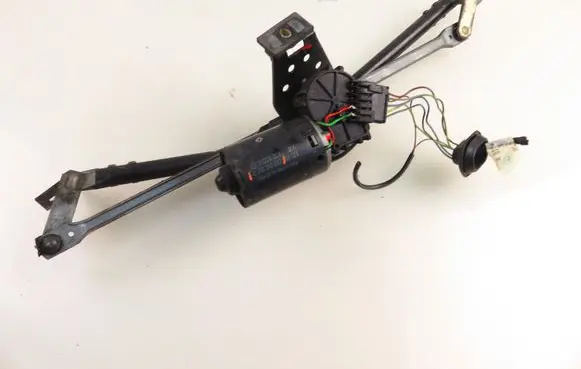Audi 80 90 S2 B4 Front wiper linkage 0390241097