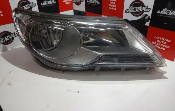 Volkswagen Tiguan Headlight/headlamp 5N2941032K