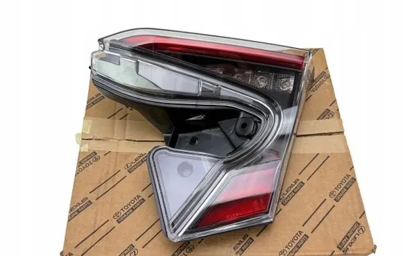 Toyota C-HR I Tailgate rear/tail lights