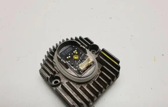 BMW 6 G32 Gran Turismo LED ballast control module 1611121611