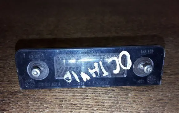 Skoda Octavia Mk2 (1Z) Number plate light 1Z0943021B 43021B