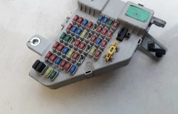 KIA Sportage Fuse box set 919501f530 91950-1f530