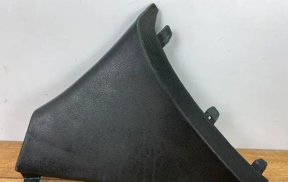 Cadillac CTS Side skirt rear trim 22983646