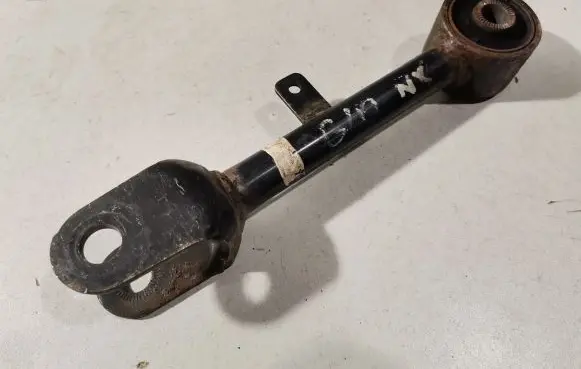 Lexus NX Rear upper control arm/wishbone 4871042050