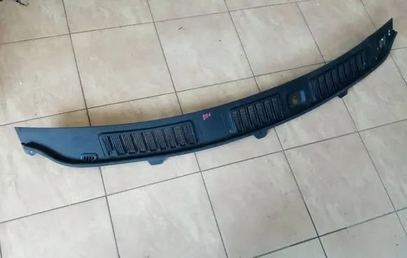 Peugeot 806 Wiper trim 1473352077 NE70552