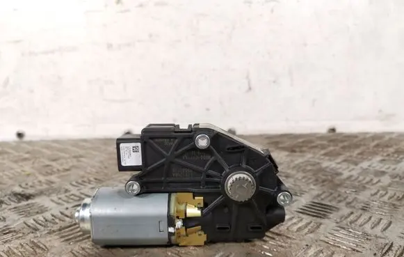 Honda CR-V Sunroof motor/actuator 09561130 1731706A