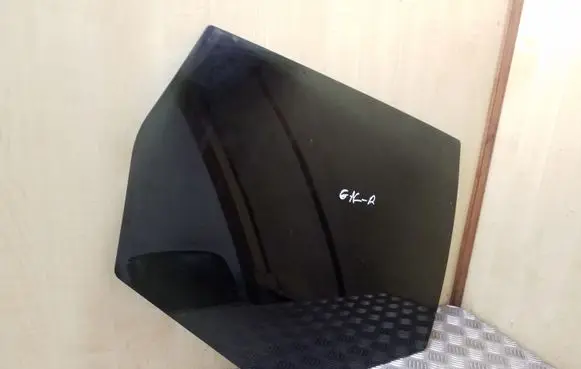 Volvo XC60 Rear door window glass