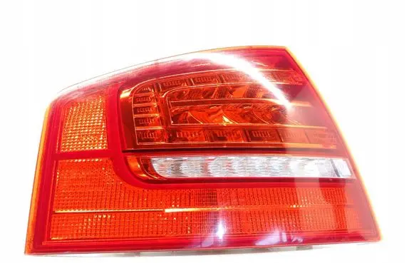 Audi A8 S8 D3 4E Tailgate rear/tail lights 4E0945095H