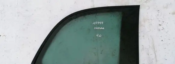 Opel Zafira A Rear side window