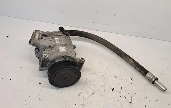 Volkswagen Golf VI Air conditioning (A/C) compressor (pump) 1K0820859T