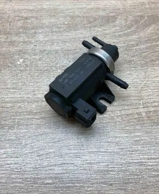 Volkswagen PASSAT B5 Turbo solenoid valve 1H0906627 72190320
