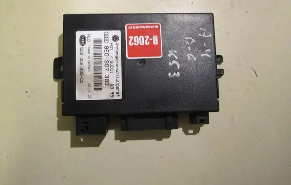 Audi A4 S4 B6 8E 8H Tow bar trailer control unit/module 8E0907383