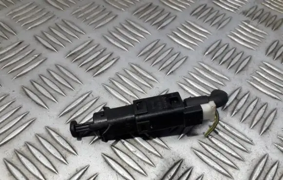 Volvo S40, V40 Brake pedal sensor switch 9146505