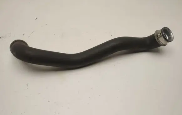 Mercedes-Benz C W204 Engine coolant pipe/hose A2045012582