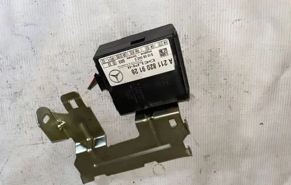 Mercedes-Benz E W212 Alarm control unit/module a2118209126 2118209126