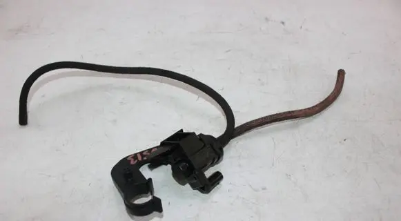 BMW X3 F25 Vacuum valve 8570591 70478502