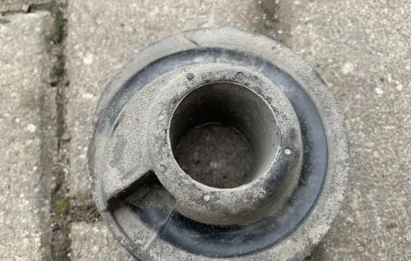 Audi Q5 SQ5 Rear coil spring rubber mount 8K0512297E