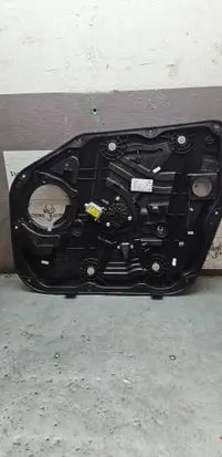 Hyundai Tucson TL Front door electric window regulator 82480D7180 D32TE9TL