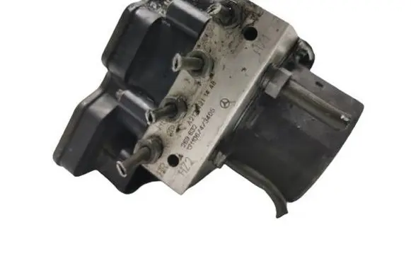 Mercedes-Benz E W212 ABS Pump A2124311448