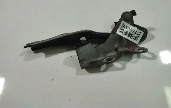 Mazda 5 Engine bonnet/hood hinges