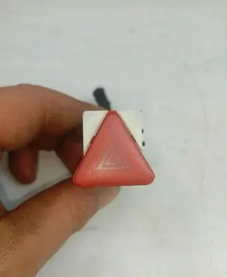 Skoda Fabia Mk1 (6Y) Hazard light switch 6Y0953235