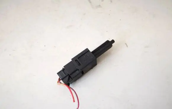 Nissan Almera Tino Brake pedal sensor switch