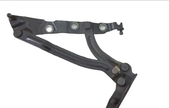 Tailgate/trunk/boot hinge