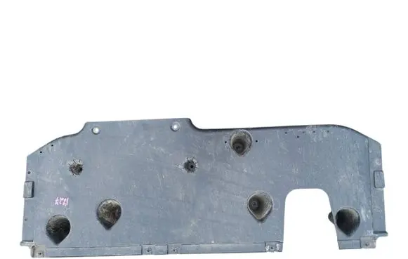 Peugeot 308 Rear bumper underbody cover/under tray 9832683680